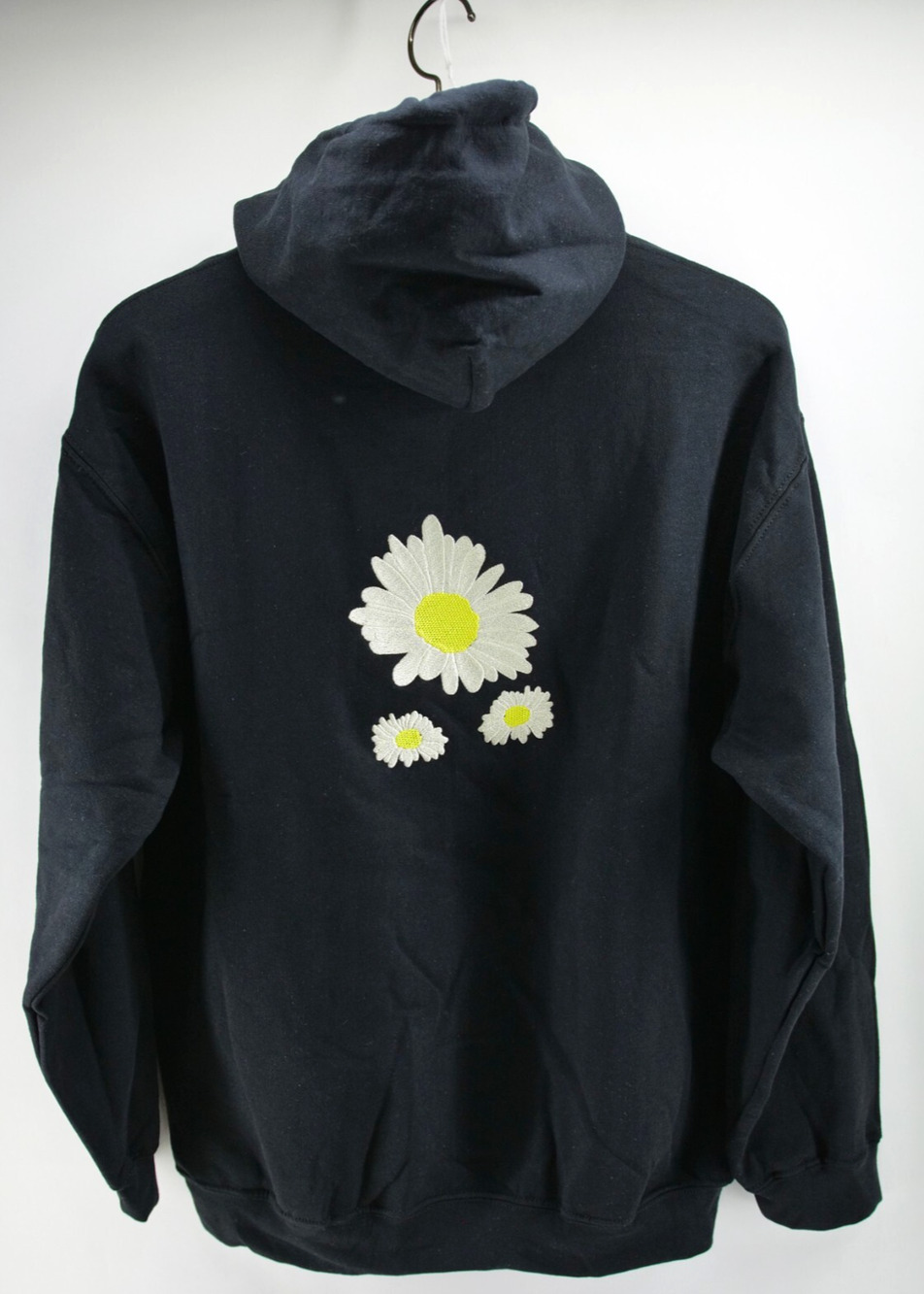 Flower Embroidered Back Side Hoodie Black Large Gildan